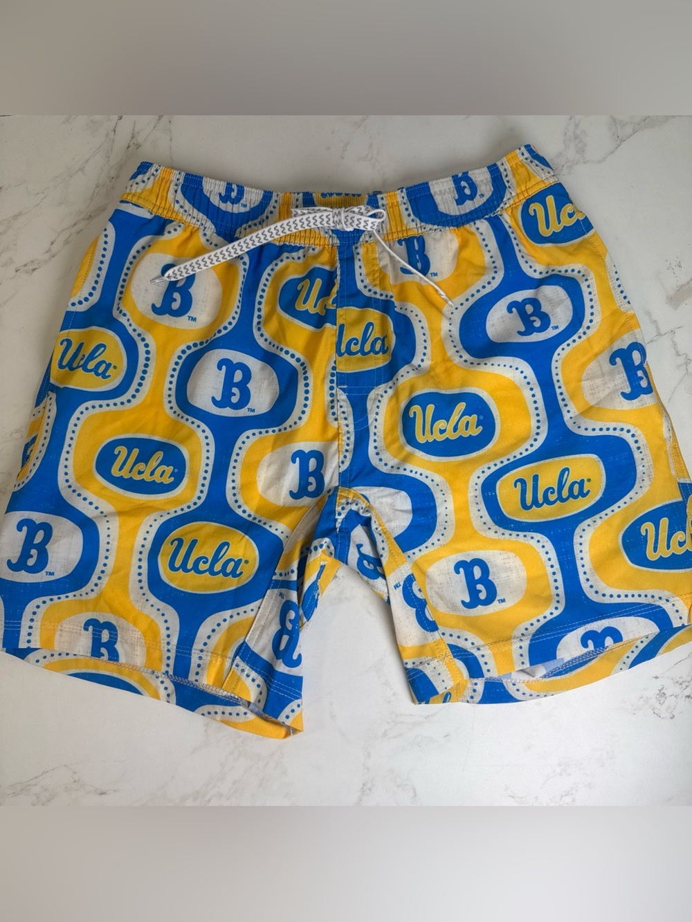 Wes and Willy Mens Large Blue White UCLA Bruins Floral Swim Shorts Trunks